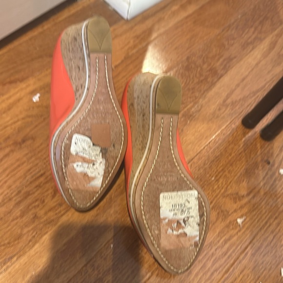 Prada orange patent wedges - only worn once! - Picture 3 of 3